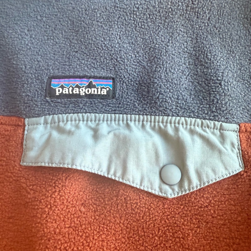 Patagonia Synchilla Blue and Rust Fleece Pullover size men’s medium - Picture 4 of 5